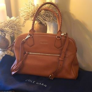 💥HP💥 COLE HAAN Pebble Leather Satchel